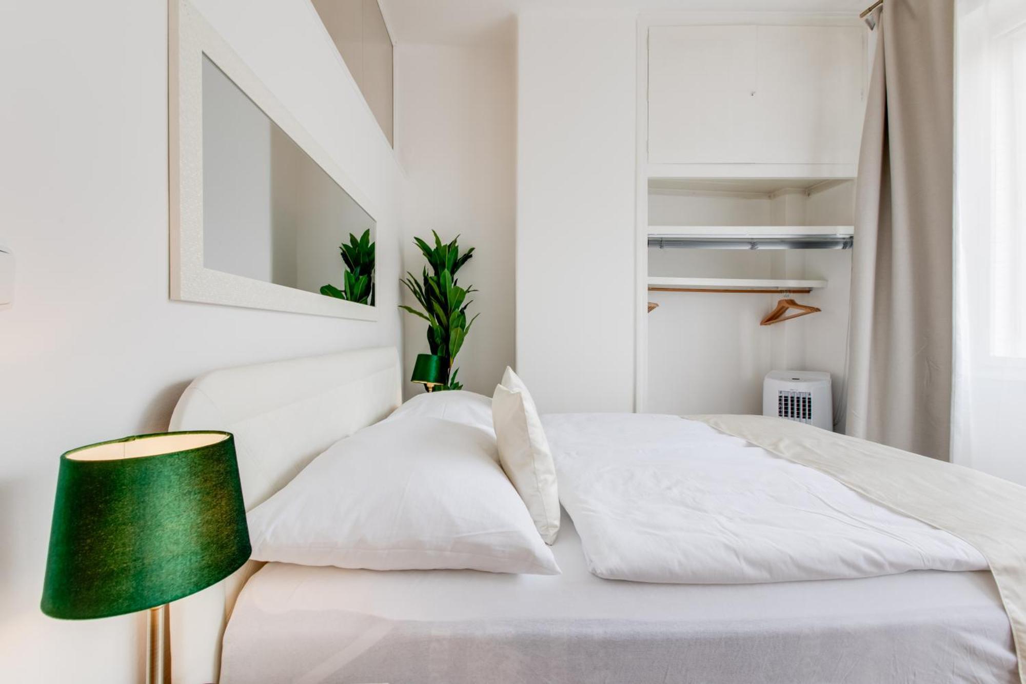 Apartmán Wenceslas Square Royal Two Bedroom *